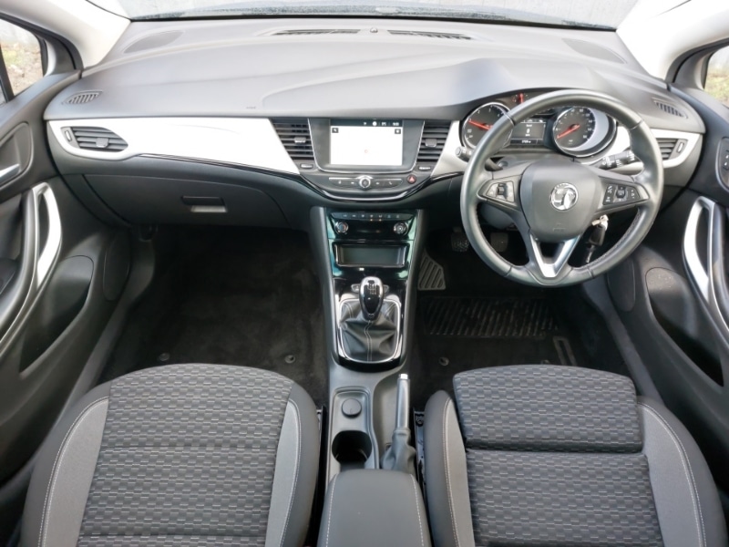 Used Vauxhall Astra 2020 for sale - 77907885: Photo 2