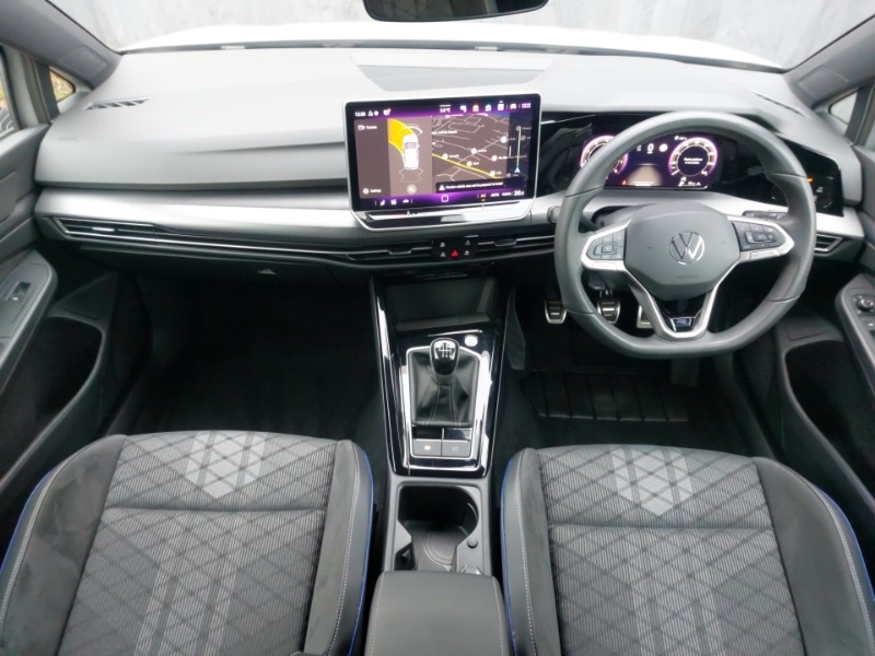 Used Volkswagen Golf 2024 for sale - 77228883: Photo 2