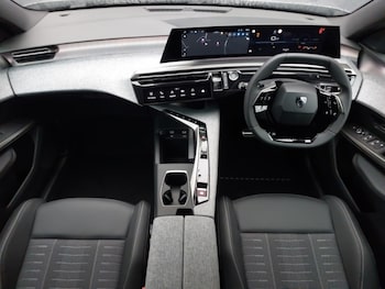 Used Peugeot 3008 2025 for sale - 76533235: Photo