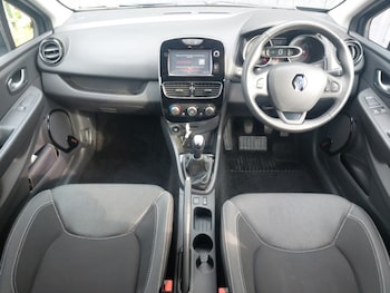 Used Renault Clio 2017 for sale - 79092408: Photo