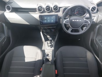 Used Dacia Duster 2023 for sale - 78795537: Photo