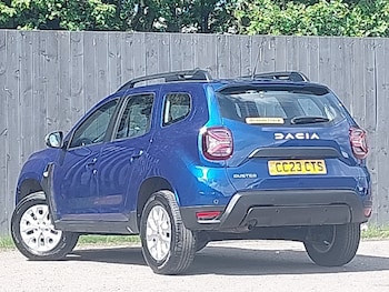 Used Dacia Duster 2023 for sale - 78795537: Photo