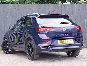 Used Volkswagen T-Roc 2018 for sale - 78994747: Photo