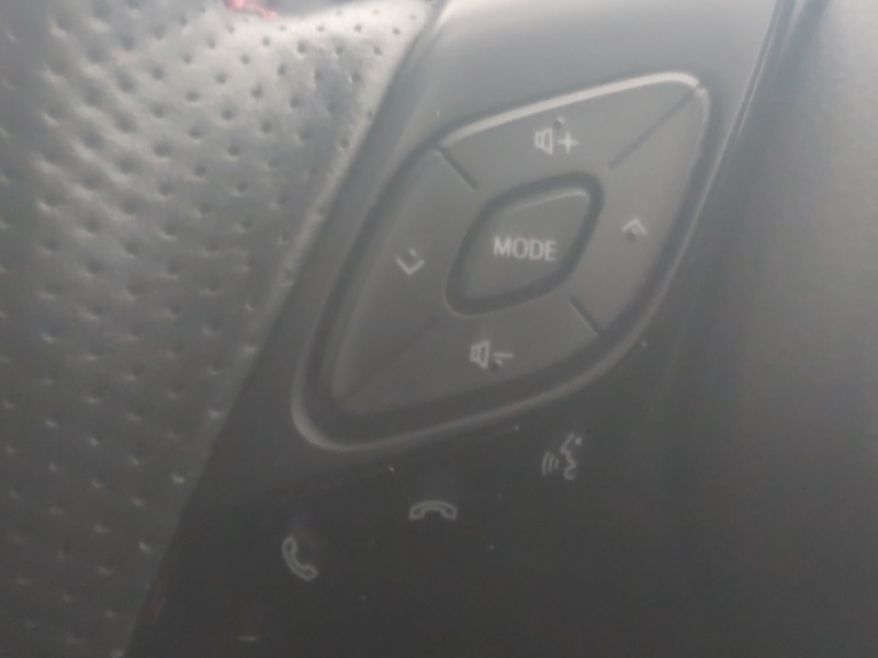 Used Toyota C-HR 2021 for sale - 76548899: Photo 14