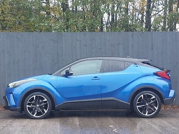 Used Toyota C-HR 2021 for sale - 76548899: Photo