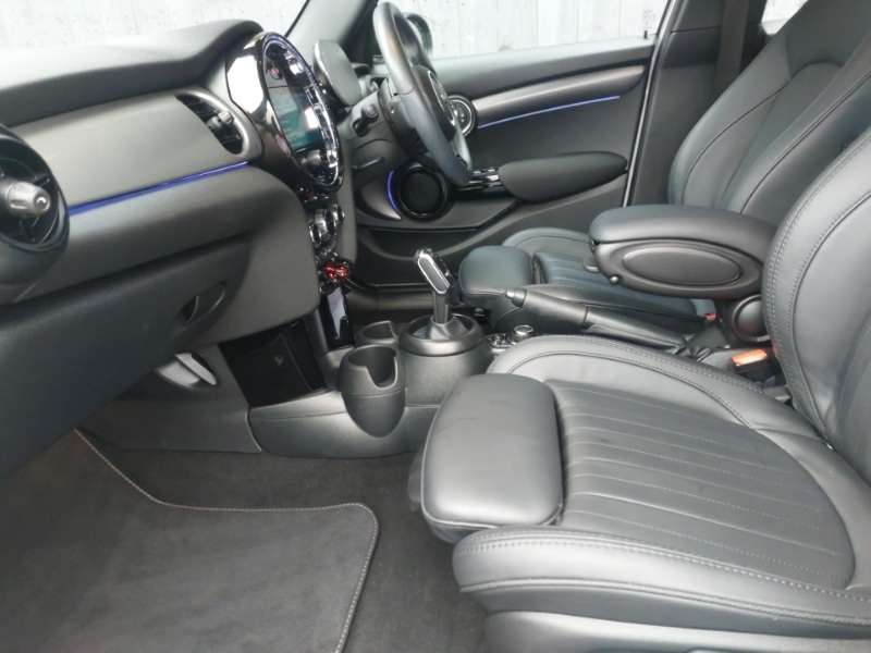 Used MINI Hatch 2024 for sale - 76478887: Photo 5