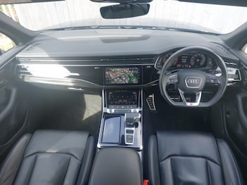 Used Audi Q7 2024 for sale - 78178844: Photo