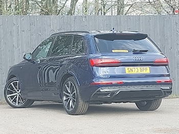 Used Audi Q7 2024 for sale - 78178844: Photo