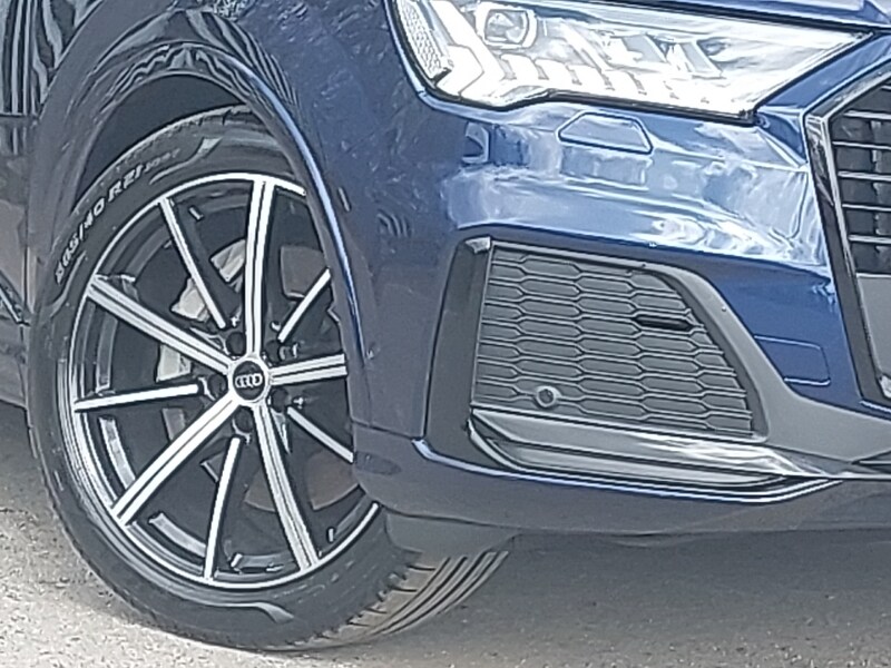 Used Audi Q7 2024 for sale - 78178844: Photo 9