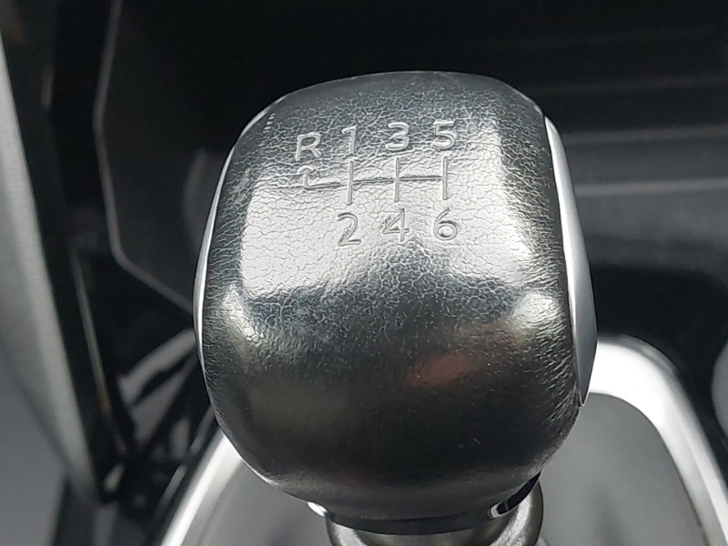 Used Peugeot 2008 2023 for sale - 76187693: Photo 15