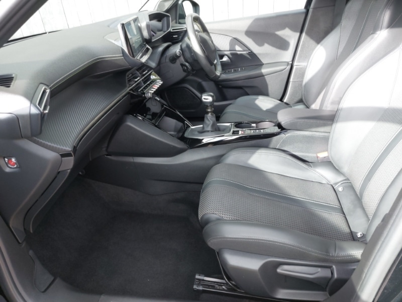 Used Peugeot 2008 2023 for sale - 76187693: Photo 5