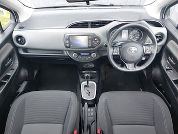 Used Toyota Yaris 2020 for sale - 78994768: Photo