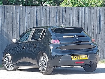 Used Peugeot 208 2023 for sale - 78642733: Photo