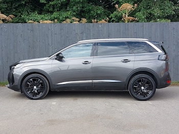 Used Peugeot 5008 2023 for sale - 79538609: Photo