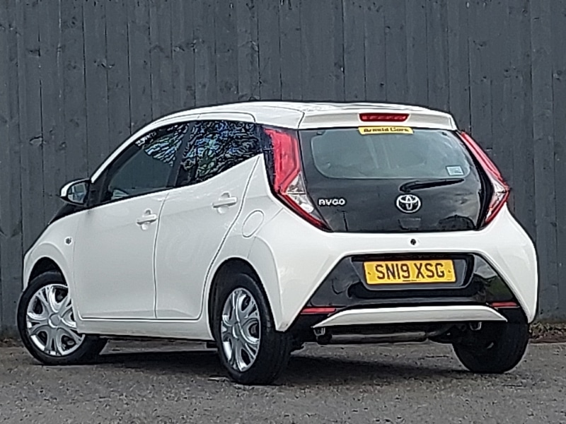 Used Toyota AYGO 2019 for sale - 77678307: Photo 3
