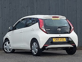 Used Toyota AYGO 2019 for sale - 77678307: Photo
