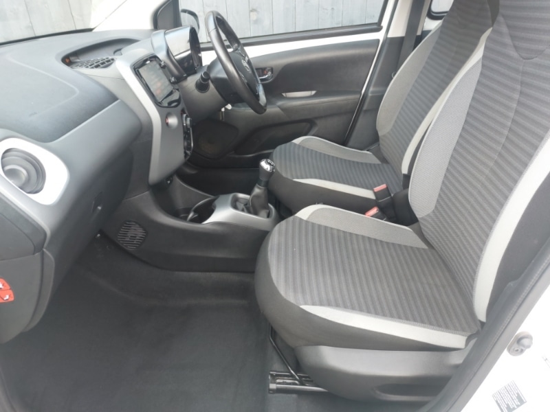 Used Toyota AYGO 2019 for sale - 77678307: Photo 5