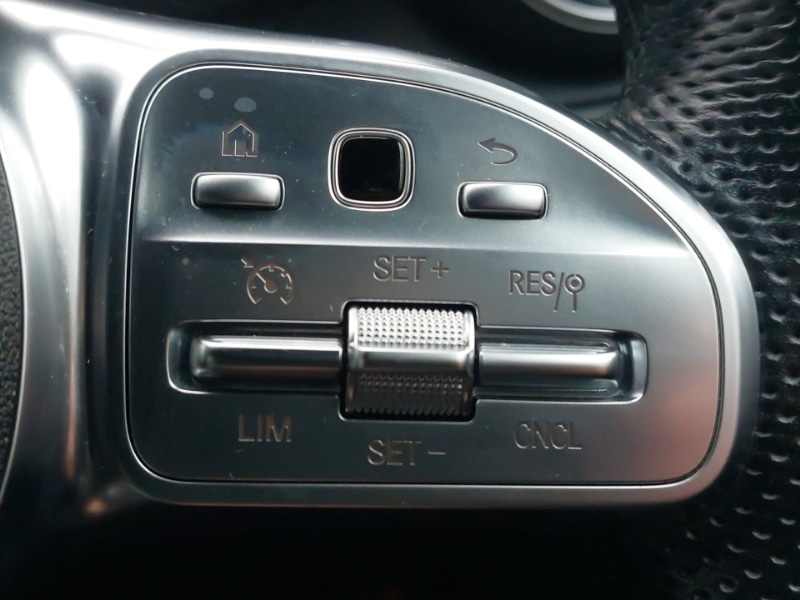 Used Mercedes-Benz GLC 2022 for sale - 77289924: Photo 14