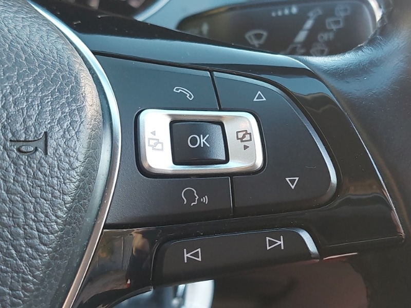 Used Volkswagen Golf 2017 for sale - 76420885: Photo 14