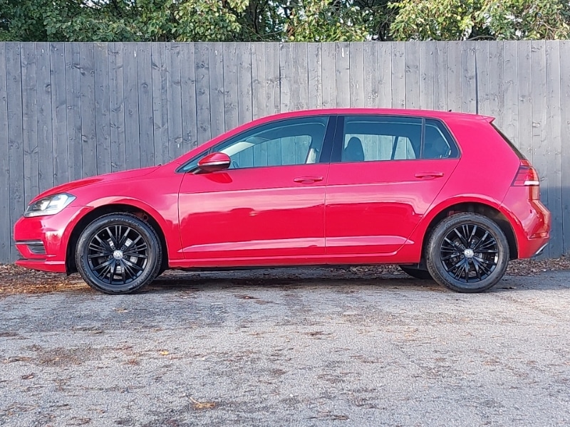 Used Volkswagen Golf 2017 for sale - 76420885: Photo 4