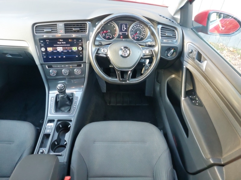 Used Volkswagen Golf 2017 for sale - 76420885: Photo 7