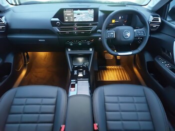 Used Citroen C4 2025 for sale - 76834294: Photo