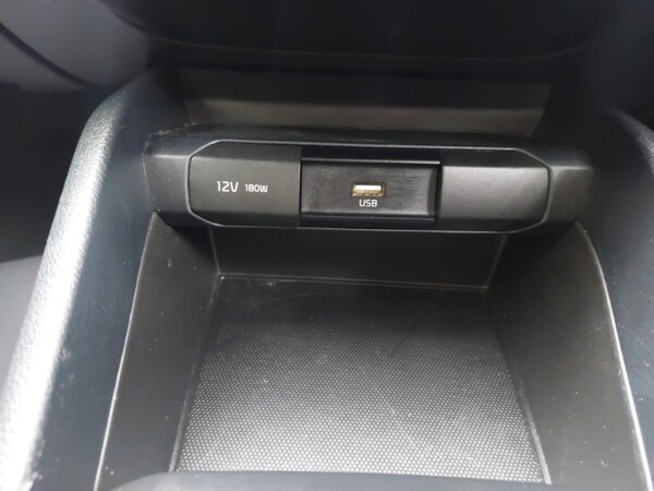 Used Kia Stonic 2021 for sale - 75755582: Photo 15