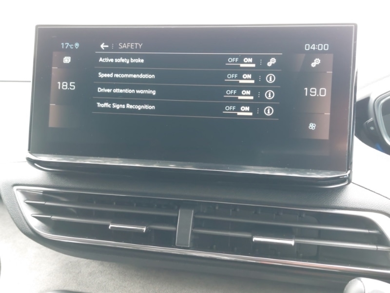 Used Peugeot 3008 2022 for sale - 76567313: Photo 14