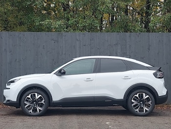 Used Citroen C4 2025 for sale - 76493435: Photo