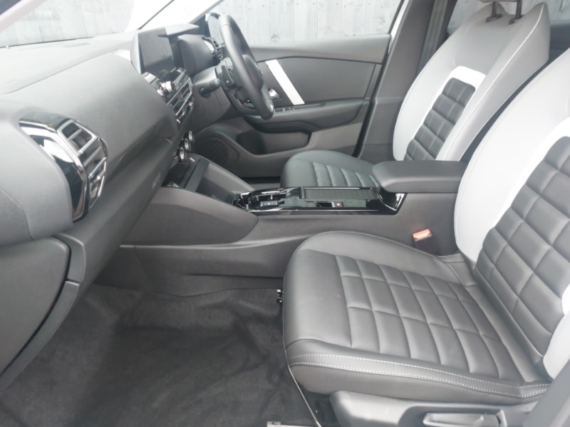 Used Citroen C4 2025 for sale - 76493435: Photo 5