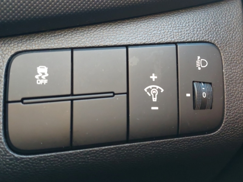 Used Hyundai i10 2017 for sale - 76393311: Photo 16