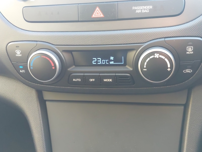 Used Hyundai i10 2017 for sale - 76393311: Photo 19