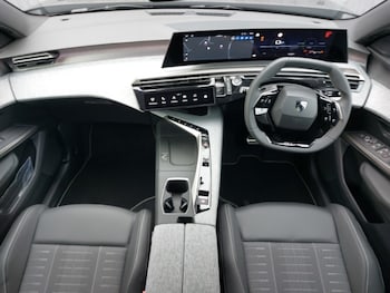 Used Peugeot 3008 2025 for sale - 76120815: Photo