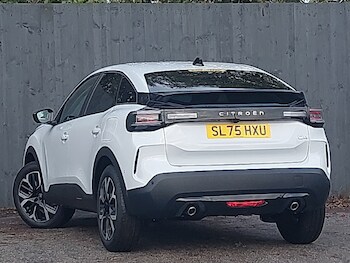 Used Citroen C4 2025 for sale - 76493455: Photo