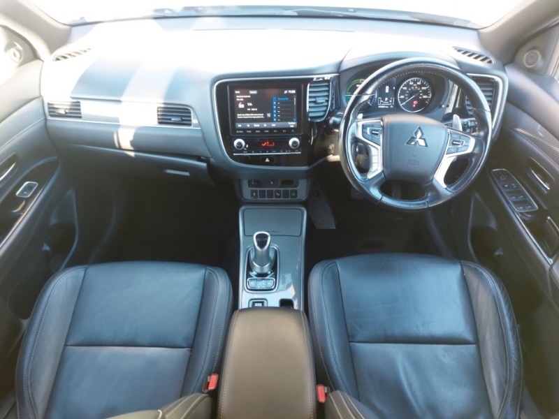 Used Mitsubishi Outlander 2021 for sale - 77155028: Photo 2