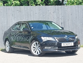 Used Skoda Superb 2018 for sale - 78821534: Photo