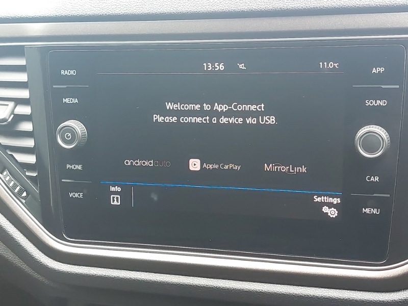 Used Volkswagen T-Roc 2018 for sale - 76335900: Photo 17