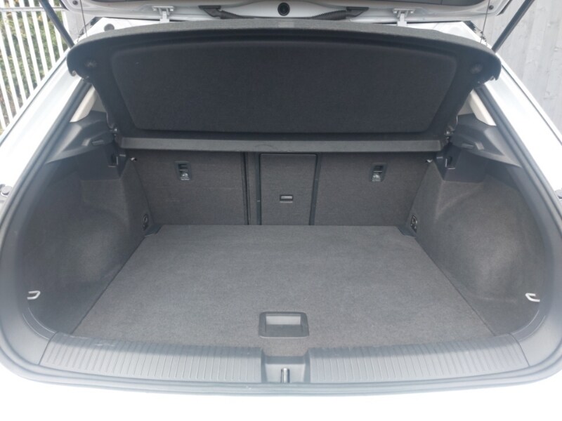 Used Volkswagen T-Roc 2018 for sale - 76335900: Photo 8