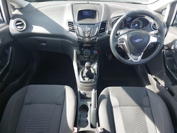 Used Ford Fiesta 2017 for sale - 79387089: Photo