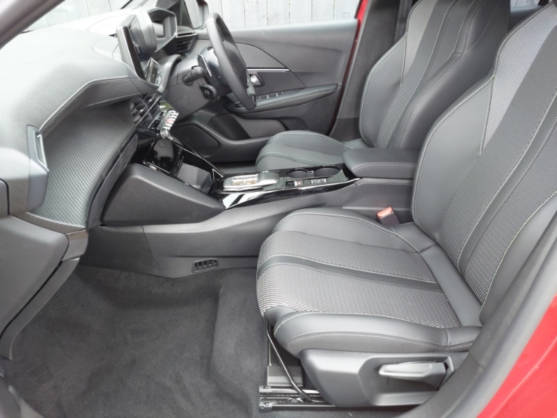 Used Peugeot 208 2025 for sale - 76120809: Photo 5