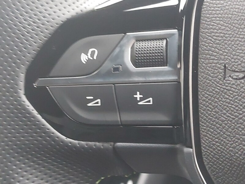 Used Peugeot 2008 2026 for sale - 77816375: Photo 13