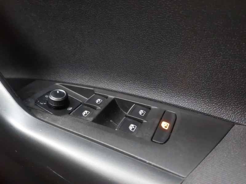 Used Volkswagen Polo 2018 for sale - 76970127: Photo 11