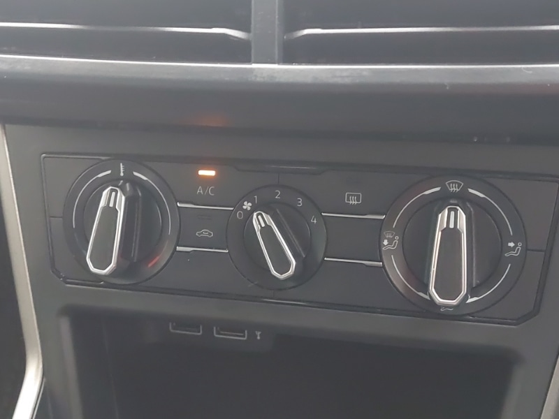 Used Volkswagen Polo 2018 for sale - 76970127: Photo 13