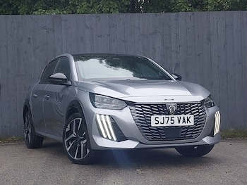 Peugeot - 208