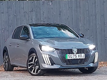 Used Peugeot 208 2025 for sale - 76450967: Photo