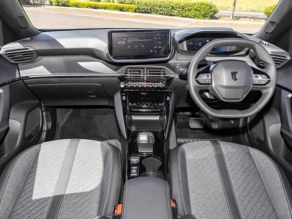 Used Peugeot 2008 2025 for sale - 76325697: Photo 2