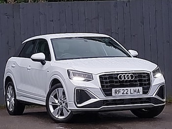 Audi - Q2