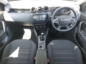 Used Dacia Duster 2023 for sale - 79176063: Photo