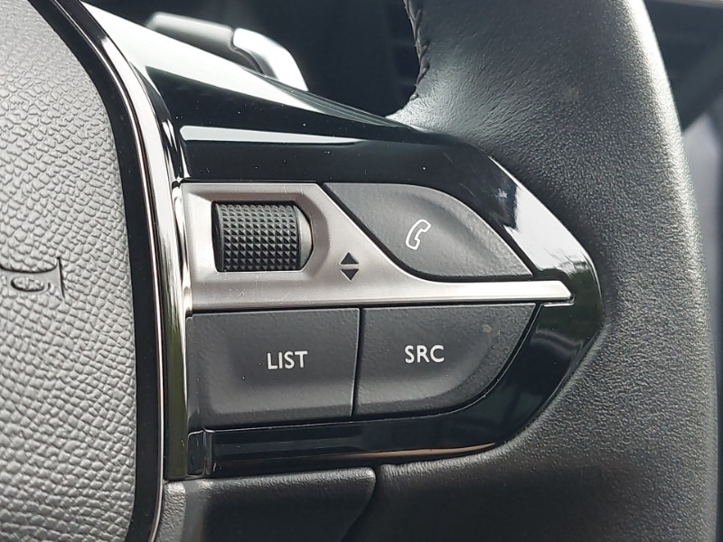 Used Peugeot 208 2022 for sale - 76108102: Photo 18