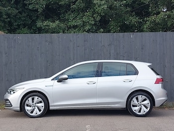 Used Volkswagen Golf 2022 for sale - 76052197: Photo